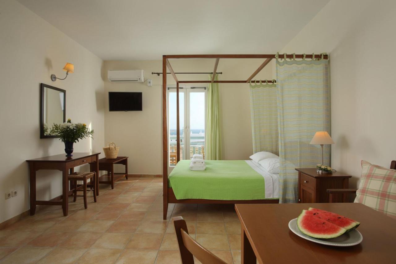 קופוניסיה Aeolos Hotel מראה חיצוני תמונה