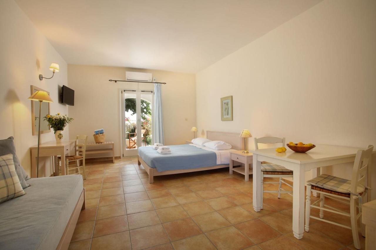 קופוניסיה Aeolos Hotel מראה חיצוני תמונה
