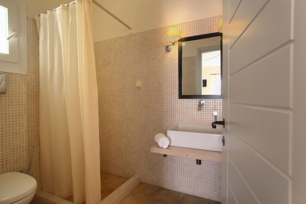 קופוניסיה Aeolos Hotel מראה חיצוני תמונה